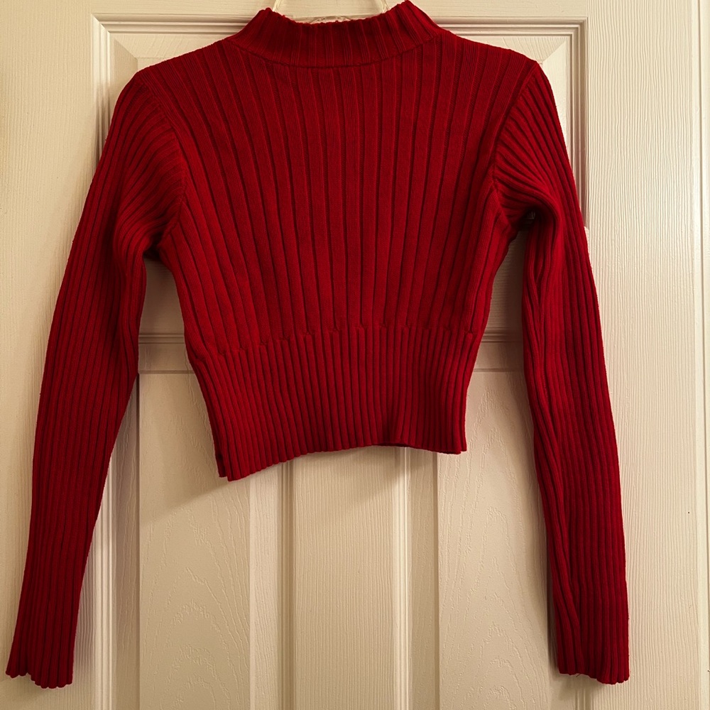 knitted long sleeves